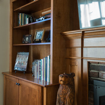 Maple Kitchen & Custom Built-Ins