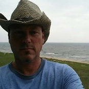 Todd Healy's photo