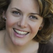 Dora Chomiak's photo