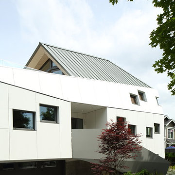 East 17th Avenue Residence