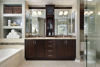 Example of a bathroom design in Denver