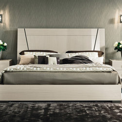 Mont Blanc Bed / Bedroom Set by ALF Group - Platform Beds