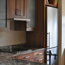 Gremoor Refrigerator Cabinet