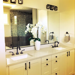 Rubix Projects in Hilltop by Tammy Ghiai - Bathroom Vanity Lighting