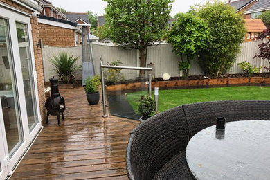 Photo of a contemporary garden in Other.