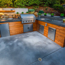 outdoor kitchen