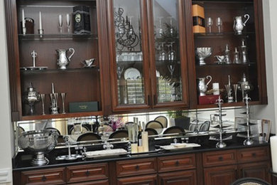 Example of a dining room design in Other