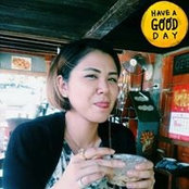 Lyn Yeet's photo