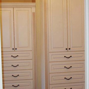 Regal Venetian Style Closet