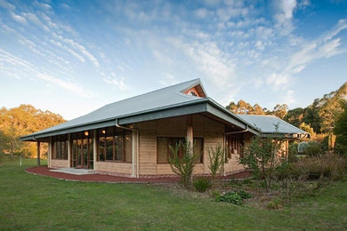Photo of a country home design in Geelong.
