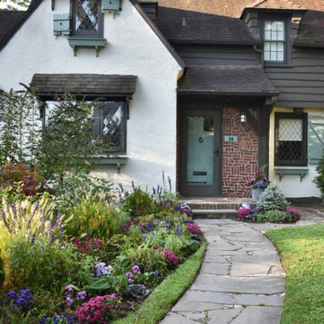 Cottage in the Fall