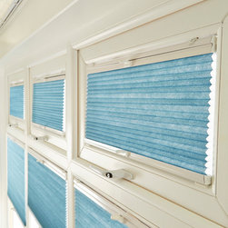 ThermaShade&trade; Pleated blinds - Cellular Shades