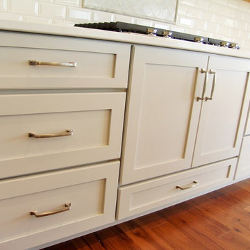 Tailor-made and Transitional White Kitchen. - Geneseo, IL