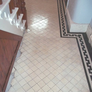 Black and White Victorian Hallway Deep Cleaned in Newquay