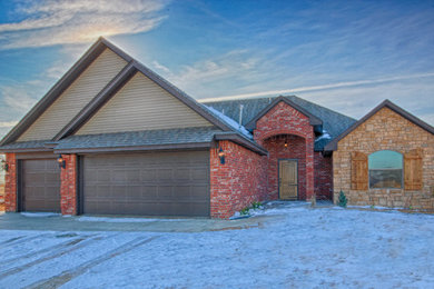 Entryway - rustic entryway idea in Oklahoma City