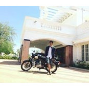 Akash Ravi's photo