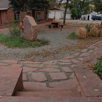 Town of Lyons Plaza Garden...