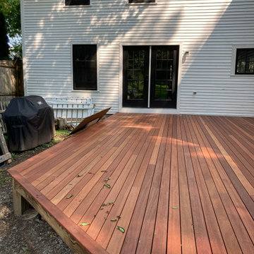 Red Mahogany Deck - Cape Porpoise
