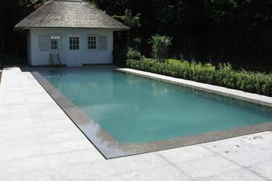 Elegant pool photo in Brussels