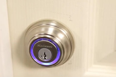 Bluetooth Kwikset door lock