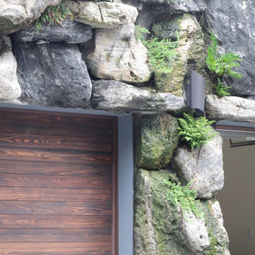 Rock walls in South Florida