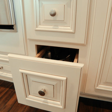 Clinton TWP Kitchen and Doorwall