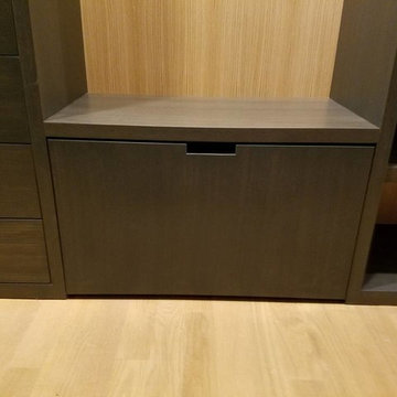 Rift White Oak Closet