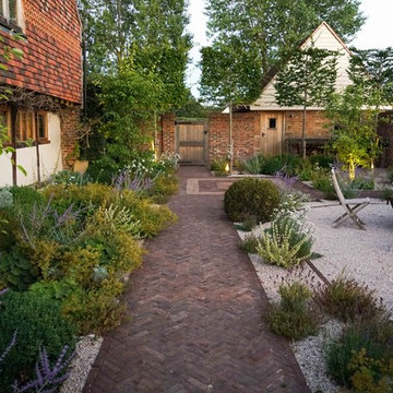 Farmhouse Courtyard | Kent
