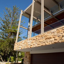 Teakwood Sandstone Rockface - Wall Cladding & Stone Veneer