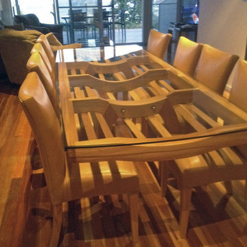 Bailey Table