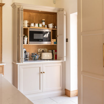 Classic In-Frame Shaker & Walk-in Pantry and Media Wall – Nazeing, Essex