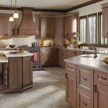 Omega Cabinetry: Warm, Traditional Kitchen