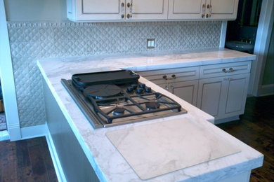 Inspiration for a transitional kitchen remodel in Seattle