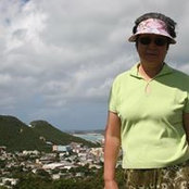 Susan Lee's photo