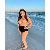 Caitie Robertson's photo
