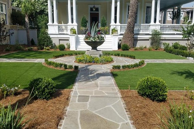 Design ideas for a traditional landscaping in Charleston.