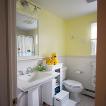 PHOTOS - Main bathroom