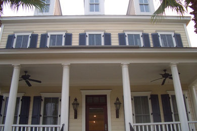 Home design - traditional home design idea in Charleston