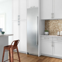 Sub-Zero 24&rdquo; integrated column freezer - Major Kitchen Appliances