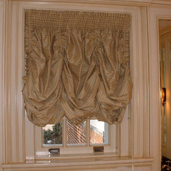Bay Front Home - Valances