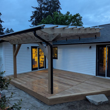 Cedar Patio Cover with Polycarbonate Roof and Matching Deck