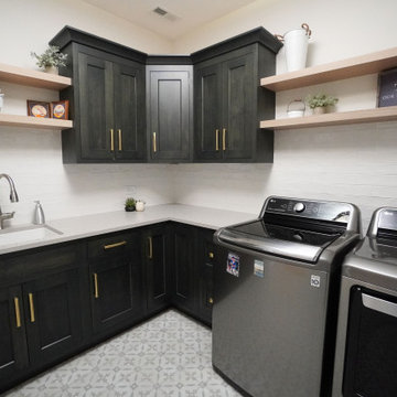 Park Ridge, White Painted w/ White Oak Island, Bar, Bathrooms & Navy Mudroom