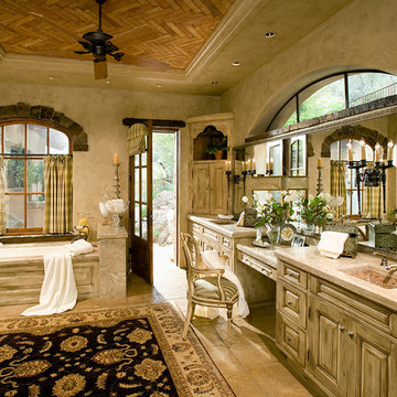 European style by R-NET Custom Homes