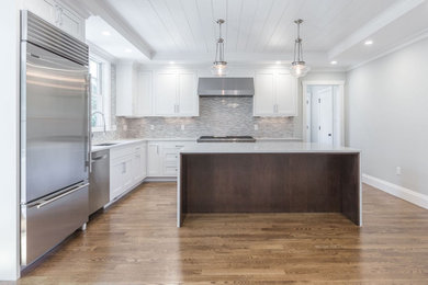 Kitchen - kitchen idea in Boston