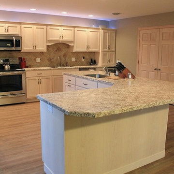 Light and Bright Kitchen