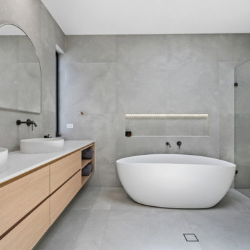 Rockingham St Residence - Bathroom