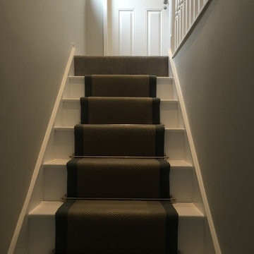 Alternative Herringbone Flatweave Runner with Taped Edge and Rods