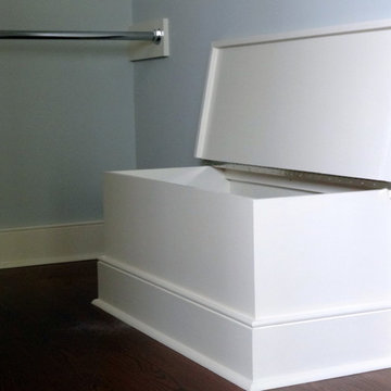 Blowing Rock // Closet