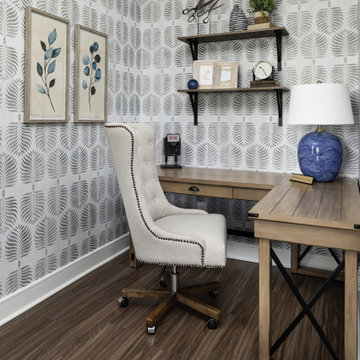 Graphic Wallpaper Petite Home Office