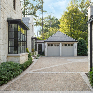 A Transitional Home in the City